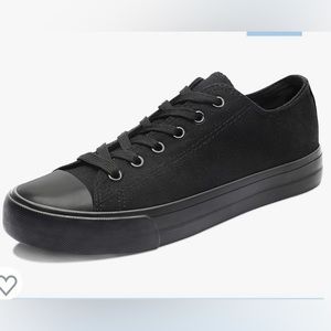 Black skater shoes